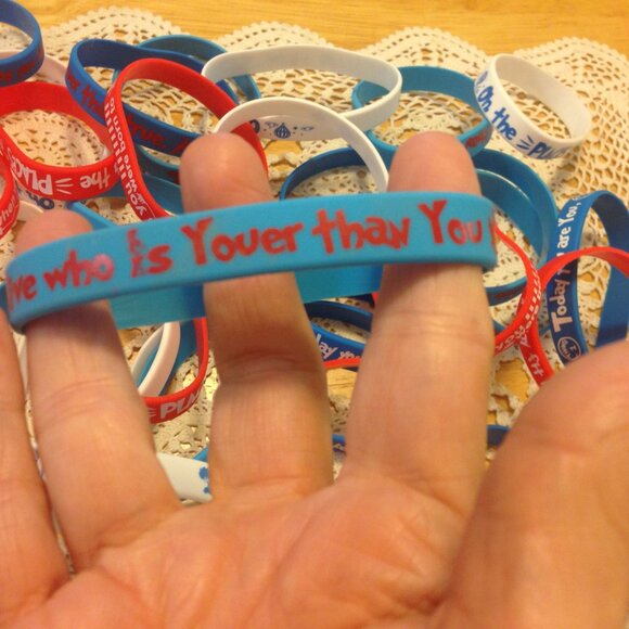 Party Favors / Stocking Stuffers Bundle - Dr. Seuss bracelets - Picture 10 of 10